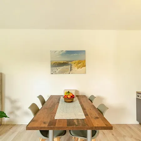 Moewchen Apartment Berumbur